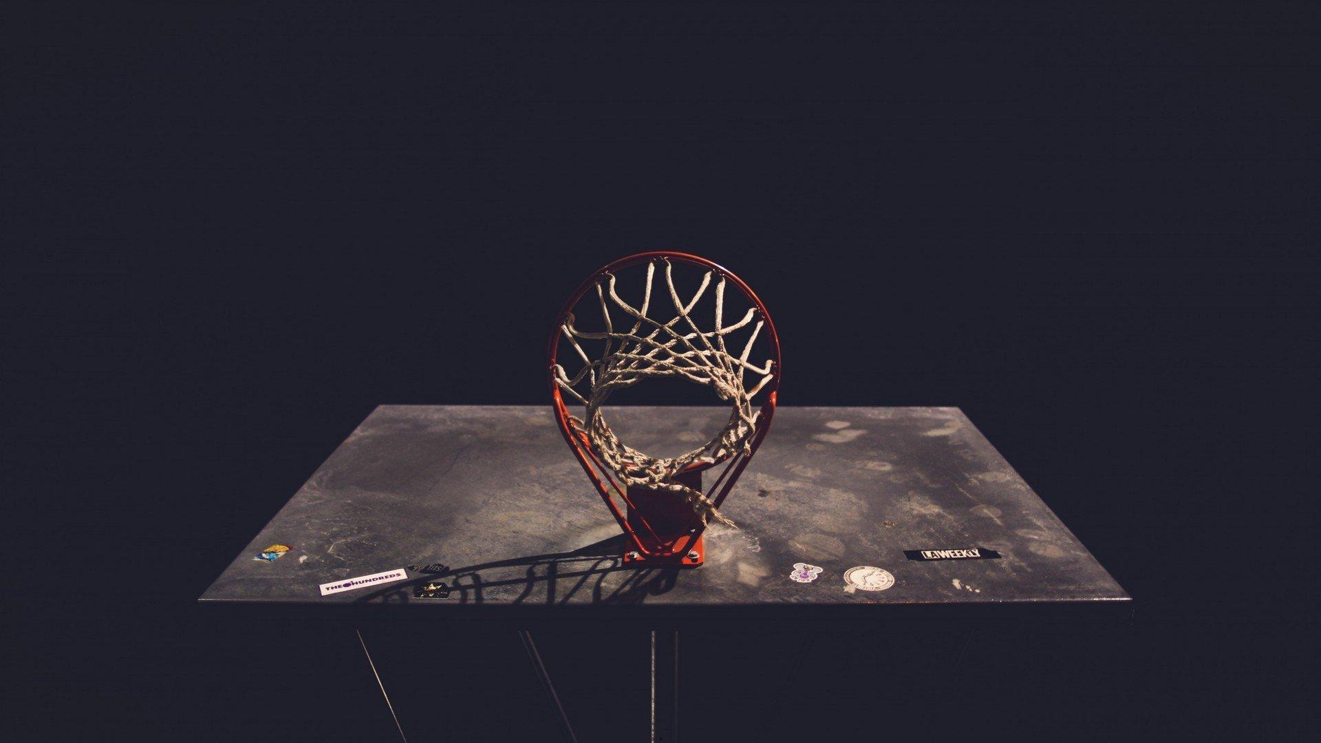 希勒点将，范戴克领袖价值存疑，红军防线核心需以场上表现正名